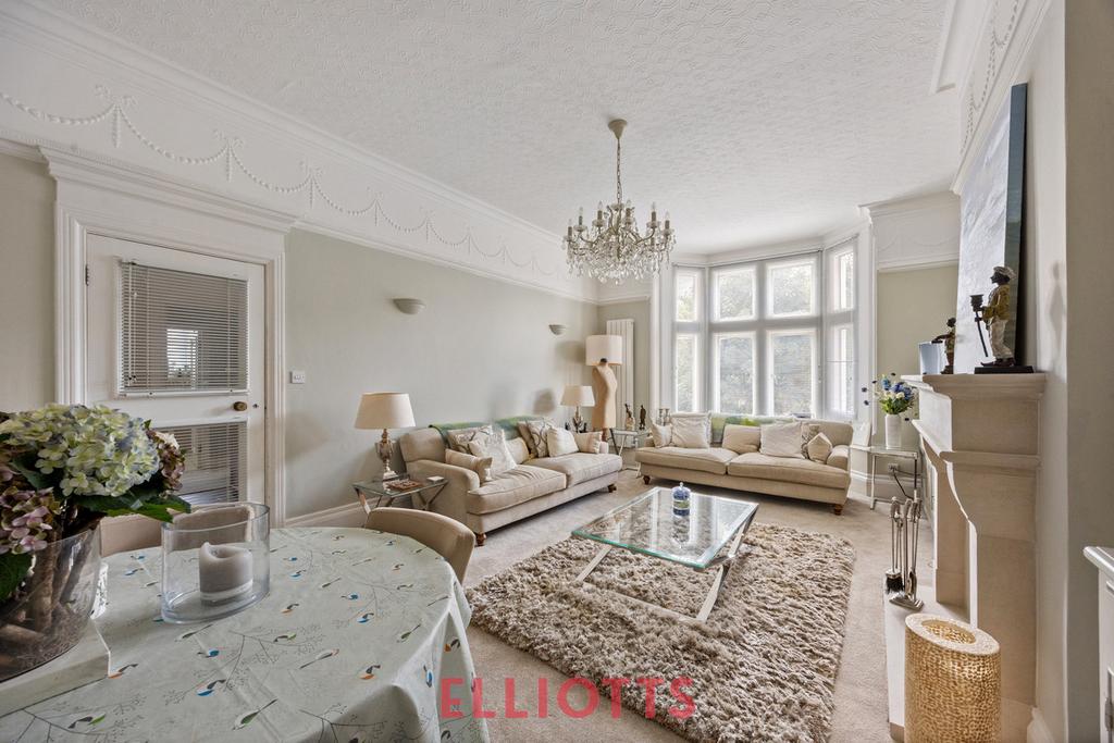 Apartment in Brighton - View 2