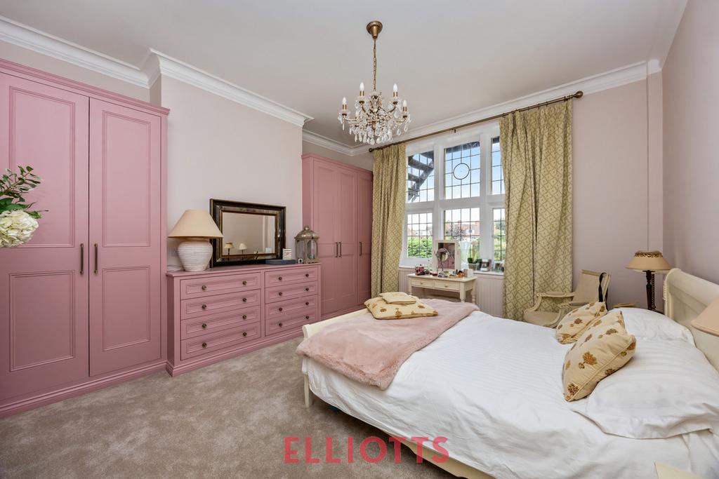 Apartment in Brighton - View 5