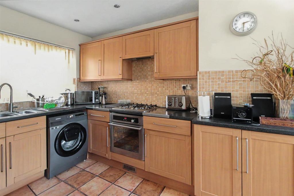 House in Nottingham - View 2