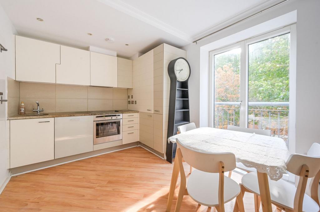 Apartment in London - View 4