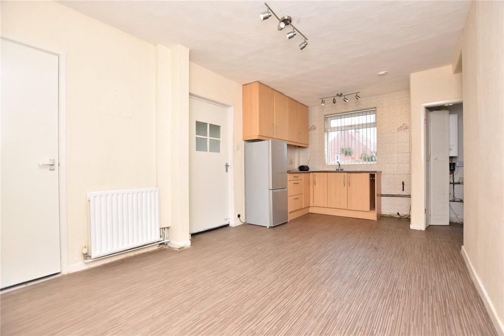 House in Leeds, Gildersome - View 2