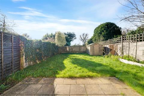 2 bedroom apartment for sale, Uxbridge Road, Hampton Hill TW12