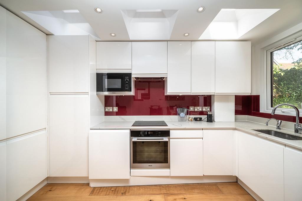 House in London, South Hampstead - More