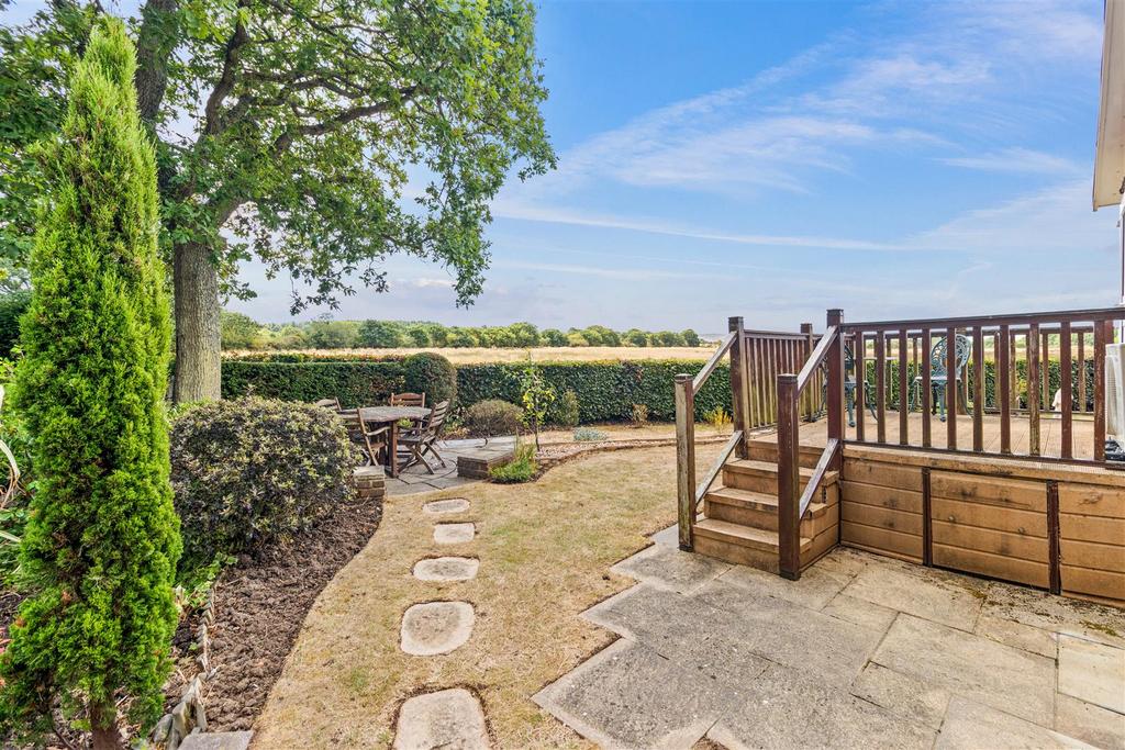 House in Hailsham - View 2