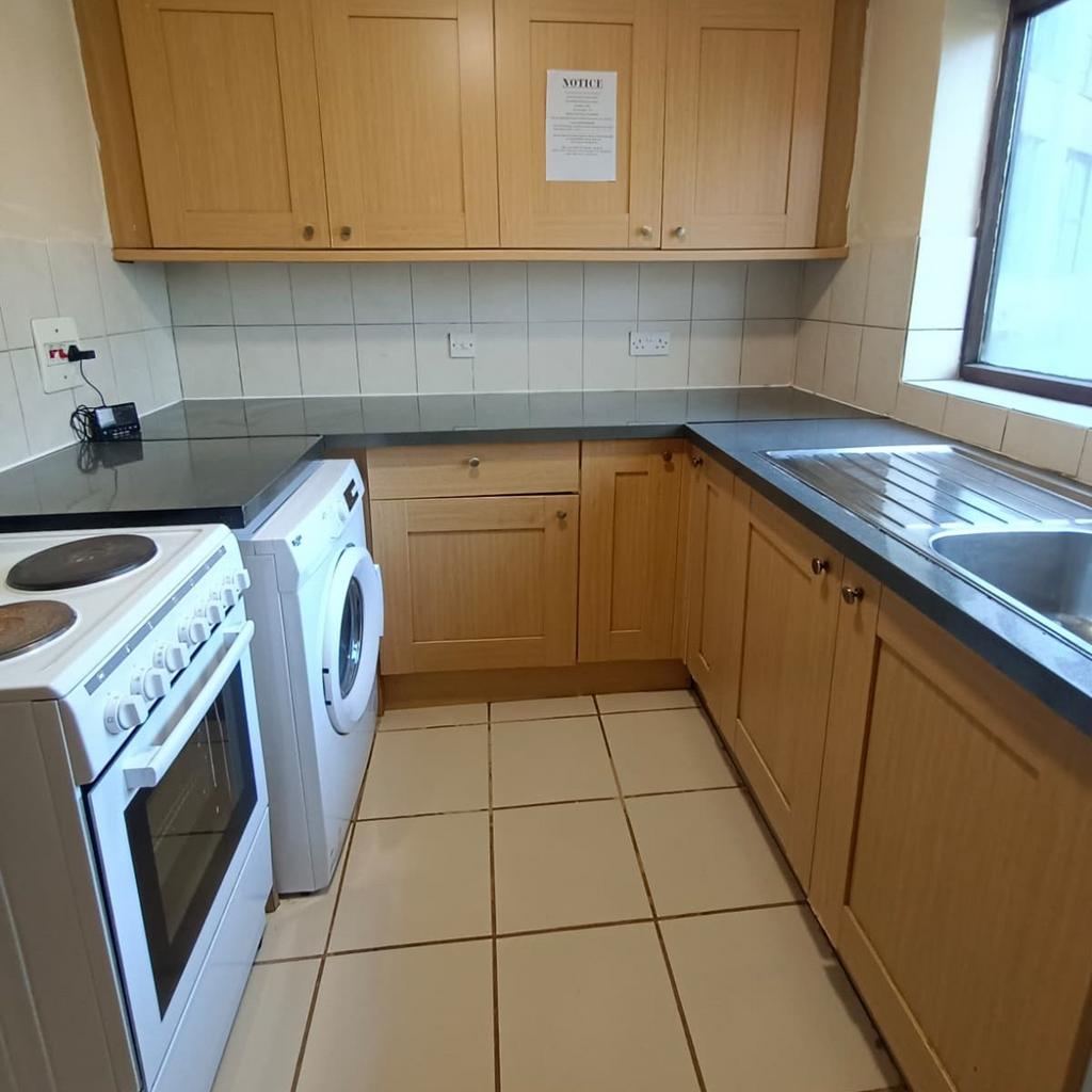Apartment in Croydon - View 2