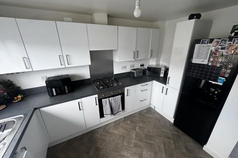 2 bedroom house to rent, Purbeck Drive, Corby