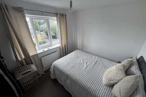 2 bedroom house to rent, Purbeck Drive, Corby