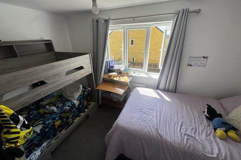 2 bedroom house to rent, Purbeck Drive, Corby