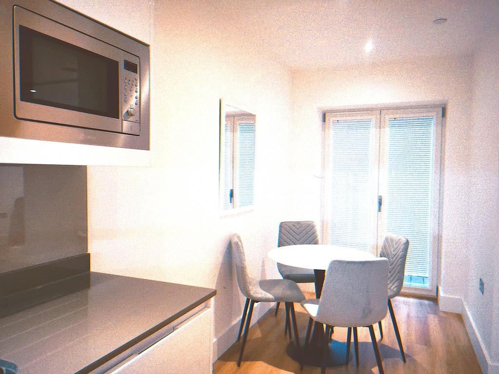 Apartment in London - View 5