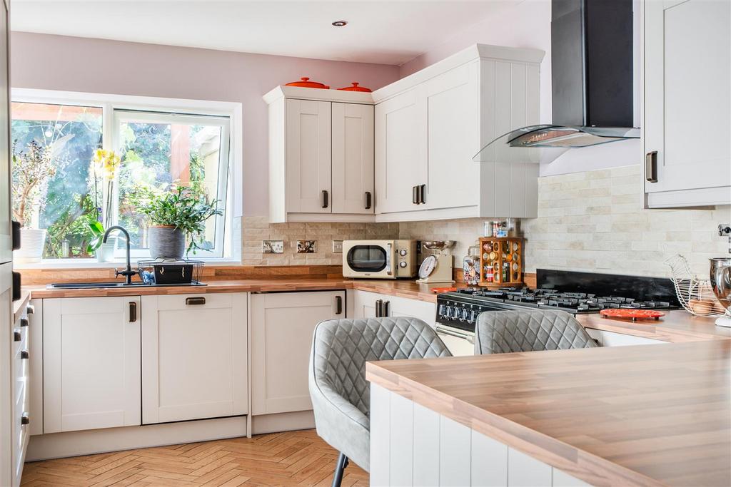 House in Swansea - View 4