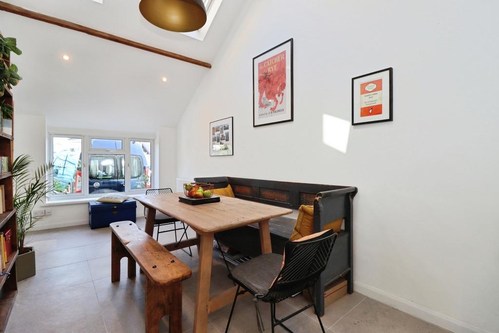 House in Bristol, Fishponds - More