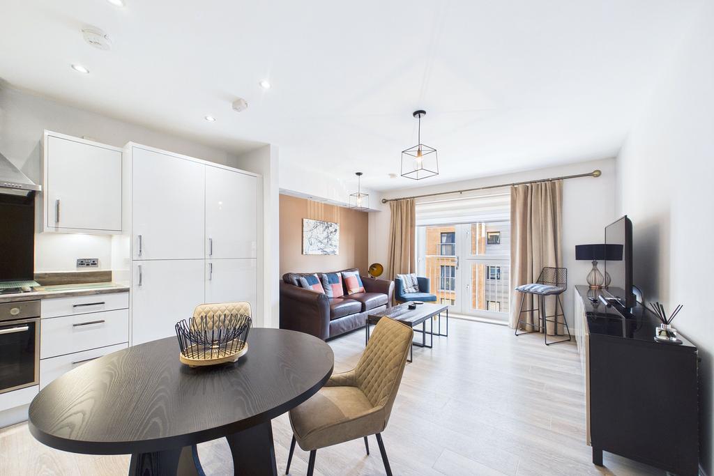 Apartment in Glasgow - View 3
