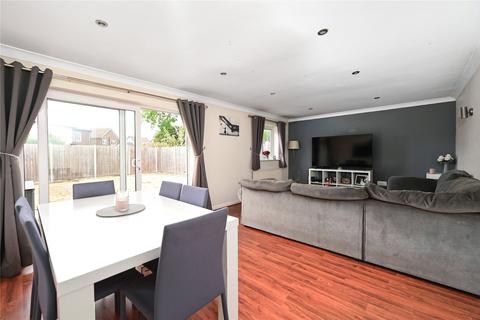 3 bedroom detached house for sale, Worcester Drive, Surrey TW15
