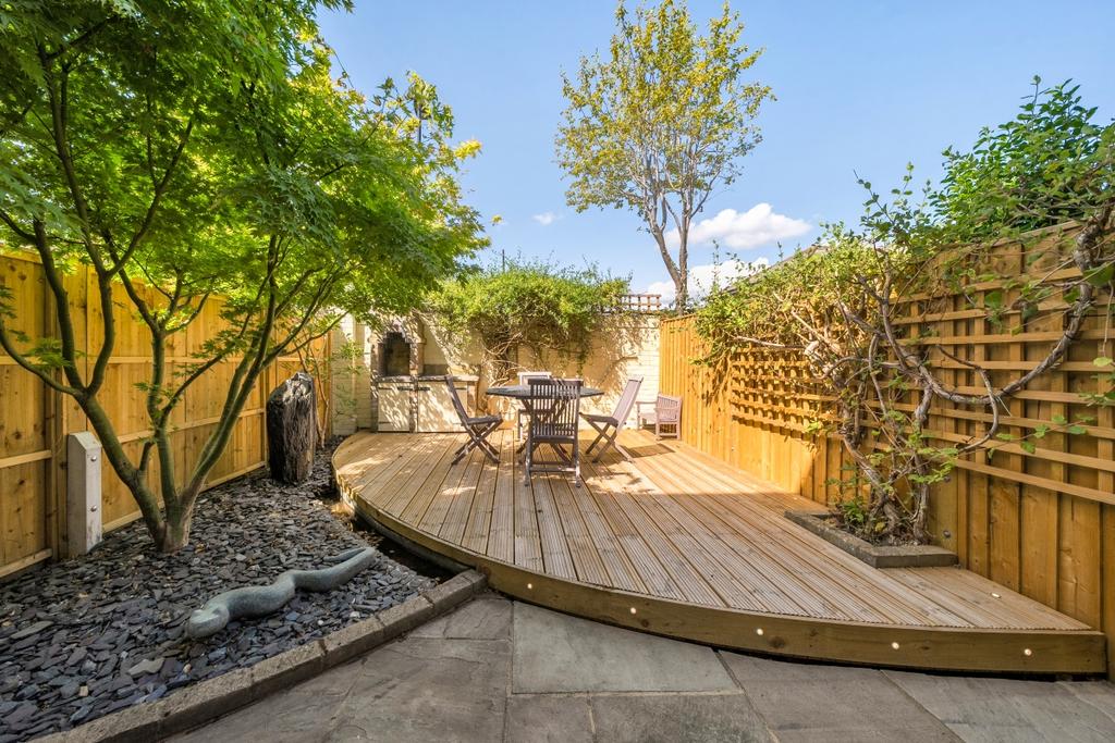 House in London - View 4