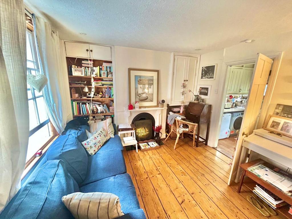 House in Lewes - View 2