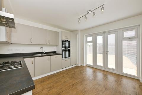 3 bedroom semi-detached house for sale, Blackbird Gardens, Langford, Biggleswade, Bedfordshire, SG18