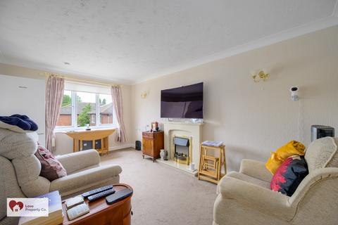 undefined, Shelly Crescent, Shirley B90