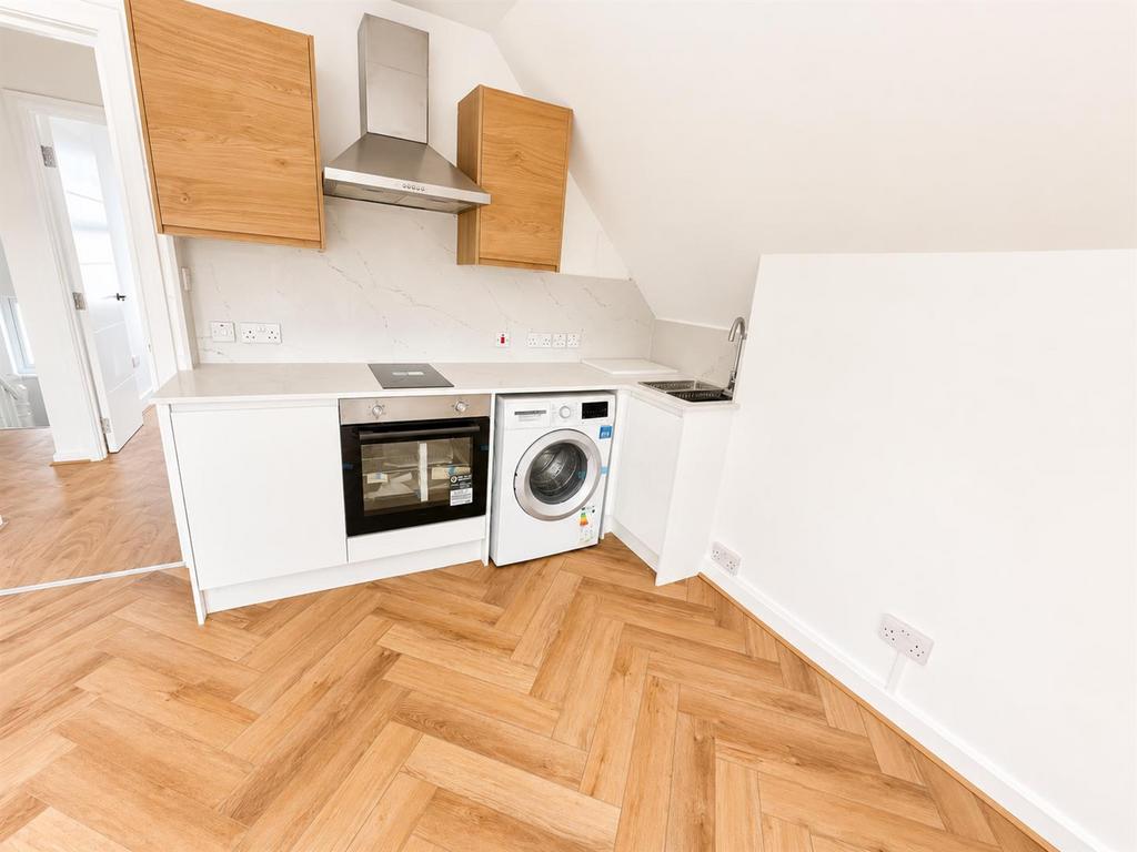 Apartment in London - View 2