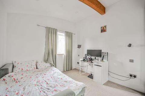 3 bedroom semi-detached house for sale, Cobham Road, Walthamstow, London, E17