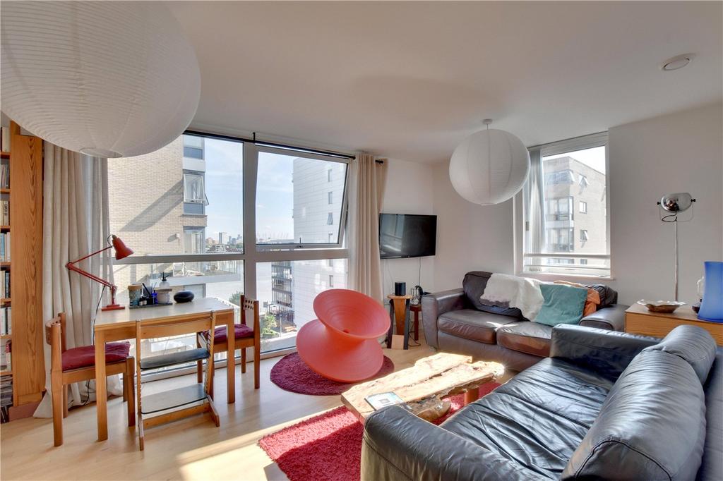 Apartment in Greenwich - View 2