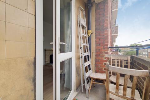 4 bedroom flat to rent, Idonia Street, Maple House Idonia Street, SE8