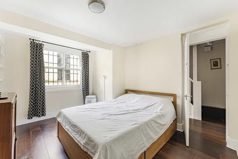 2 bedroom ground floor flat for sale, East India Dock Road, London, London, E14