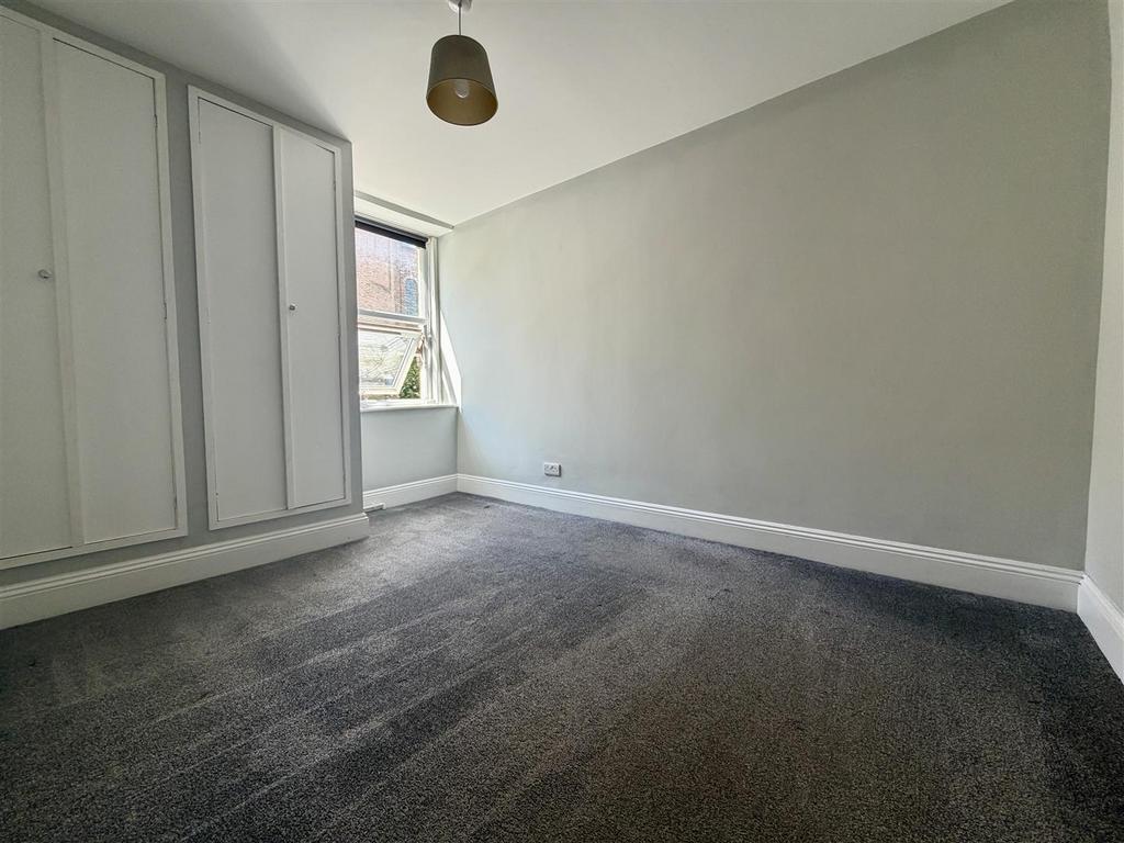 Apartment in Bristol - View 5