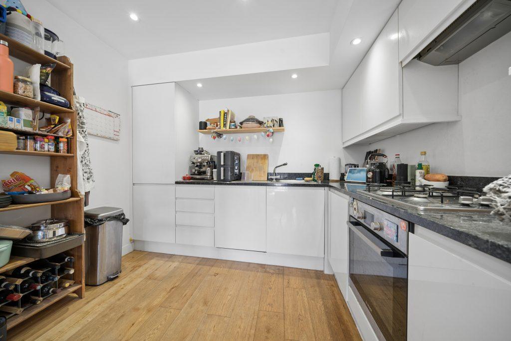 Apartment in London, Hackney - View 2