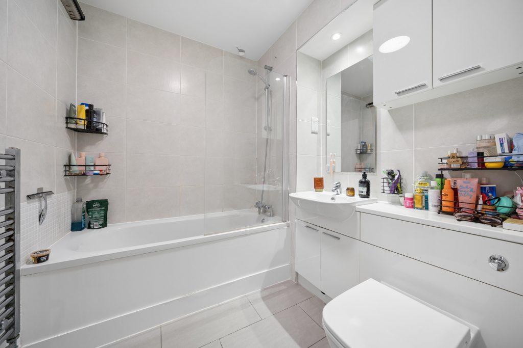 Apartment in London, Hackney - More
