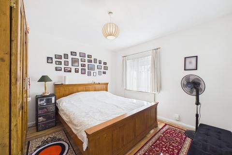 3 bedroom terraced house for sale, Belmont Road, Reading, Berkshire, RG30