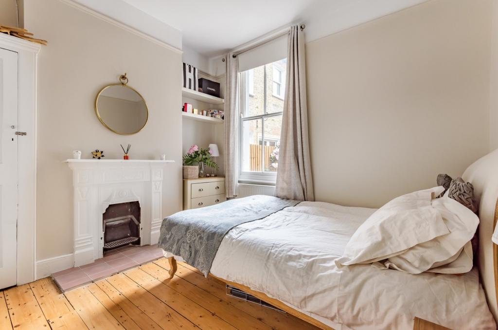 House in London - View 3