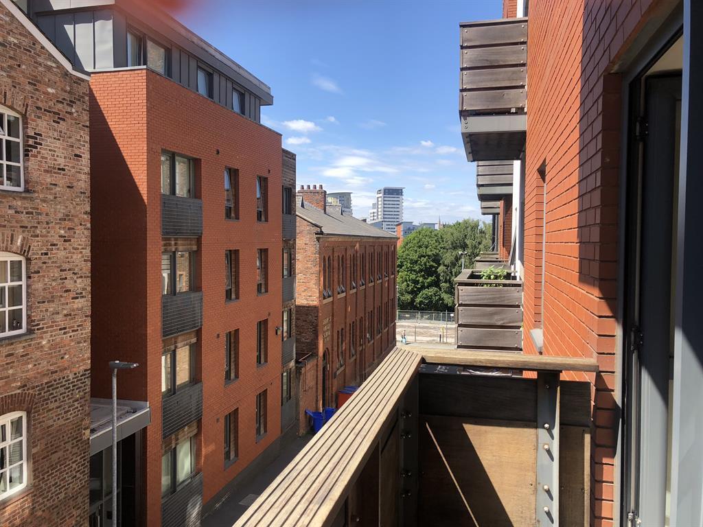 Apartment in Manchester - View 4
