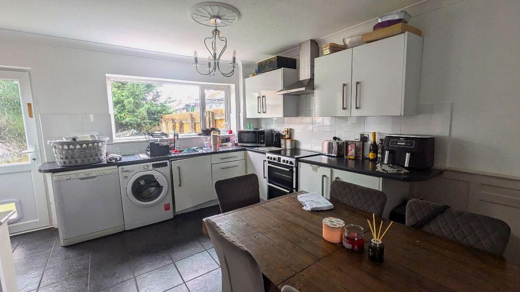 House in Cardiff - View 2