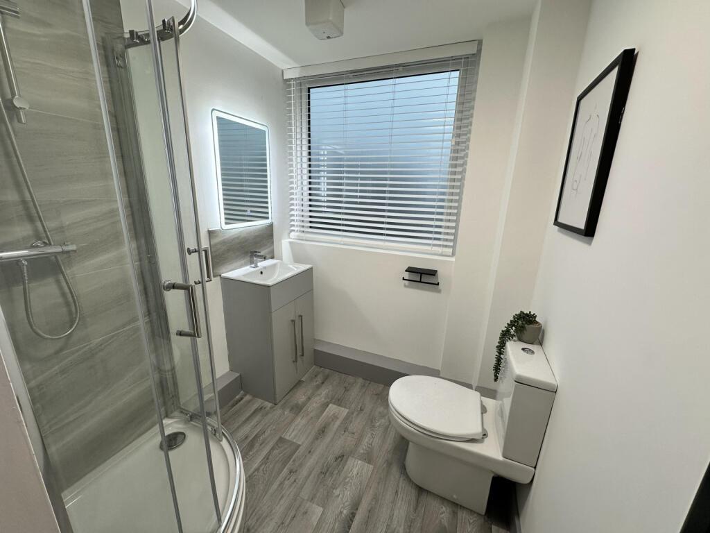 Apartment in London - View 2