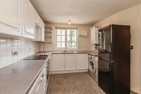 3 bedroom end of terrace house for sale, New Waverley Road, Basildon, Essex, SS15