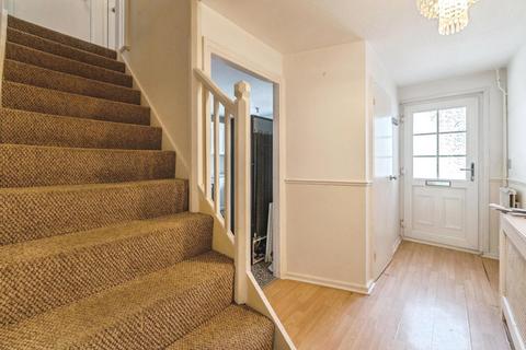 3 bedroom end of terrace house for sale, New Waverley Road, Basildon, Essex, SS15
