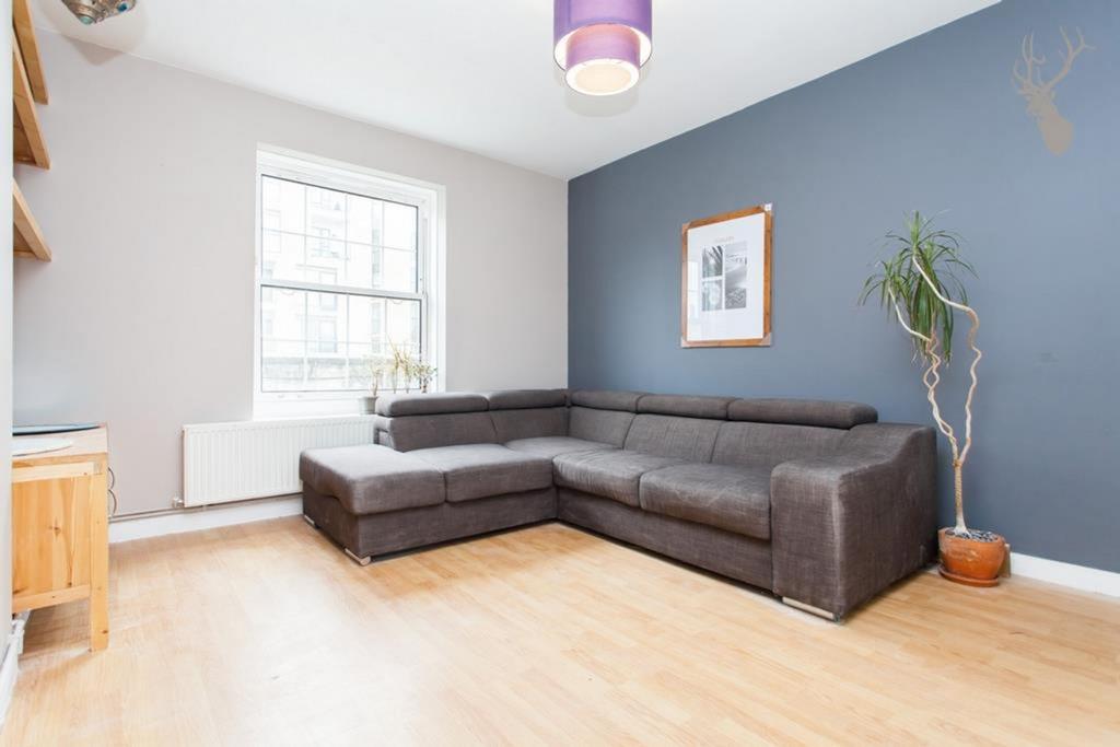 Apartment in London - View 3