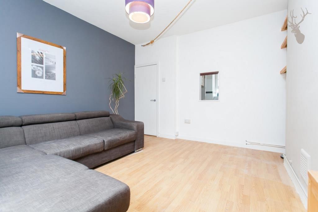 Apartment in London - View 4