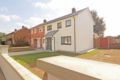 Kingsdown Way, Bromley BR2