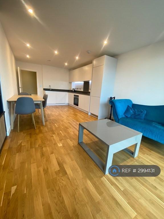 Apartment in London - View 3