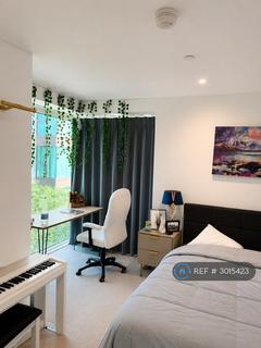 3 bedroom flat to rent, Goldsmith Apartments, London, SE18