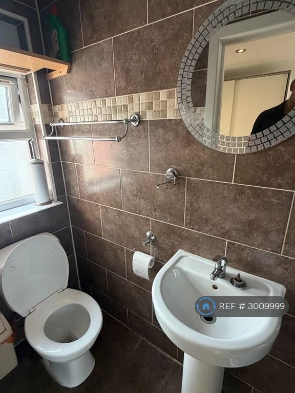 House in London - View 4