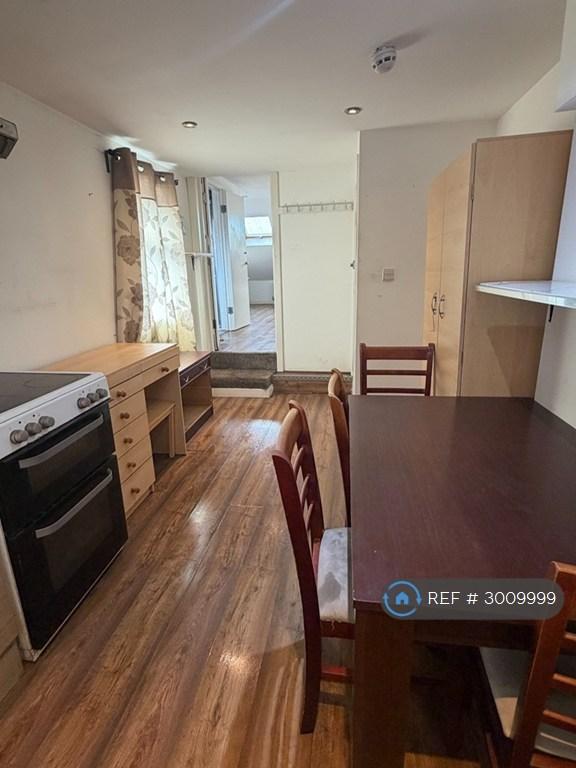 House in London - More