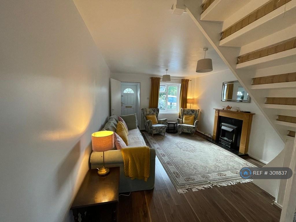 House in Leeds, West Yorkshire - View 2