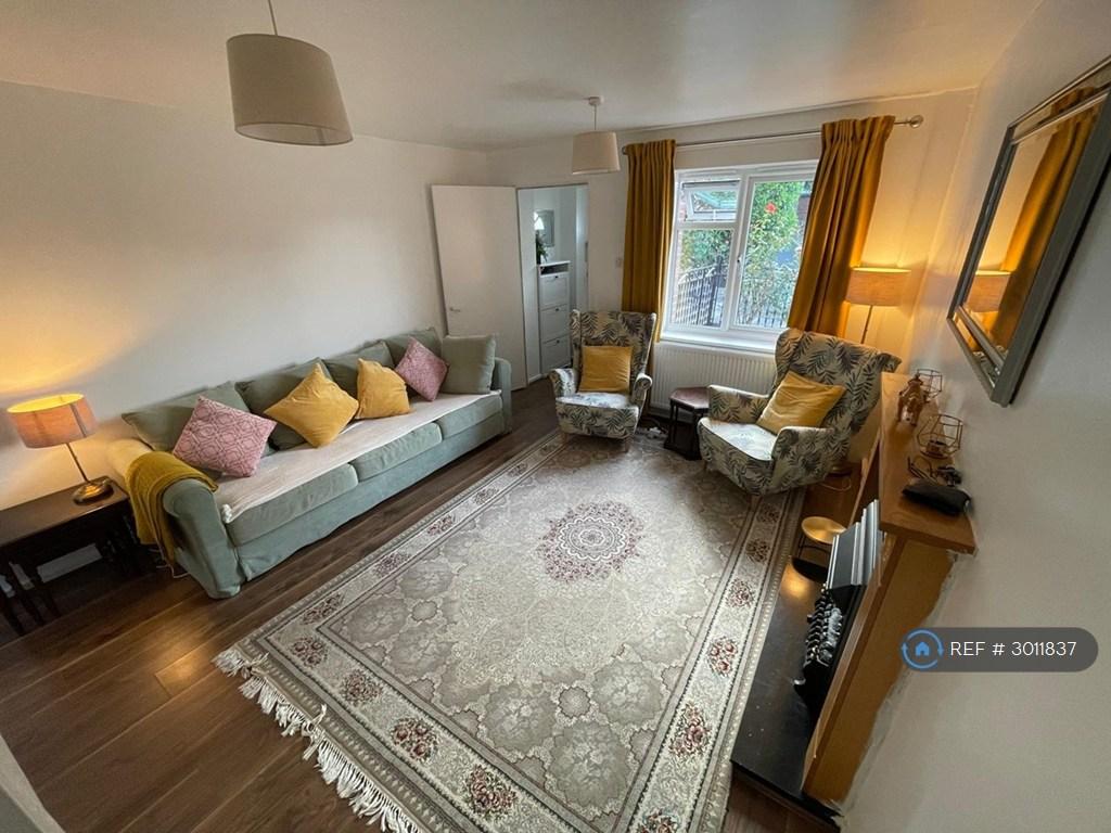 House in Leeds, West Yorkshire - View 3