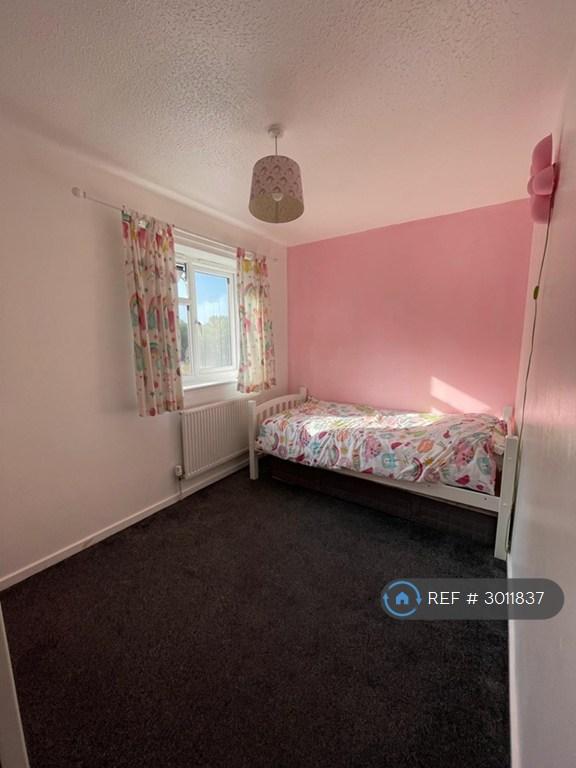 House in Leeds, West Yorkshire - More