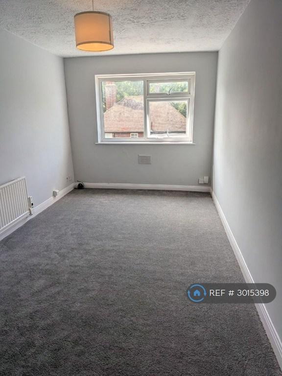 Apartment in Hove, Brighton and Hove - View 2