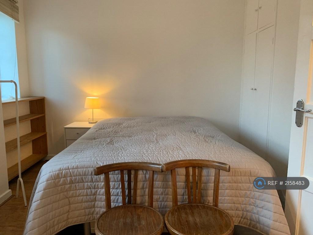 Apartment in London N1 6Lh - More
