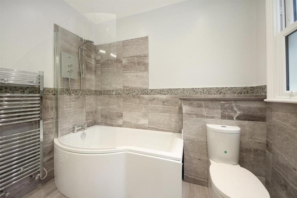 Apartment in London - View 2