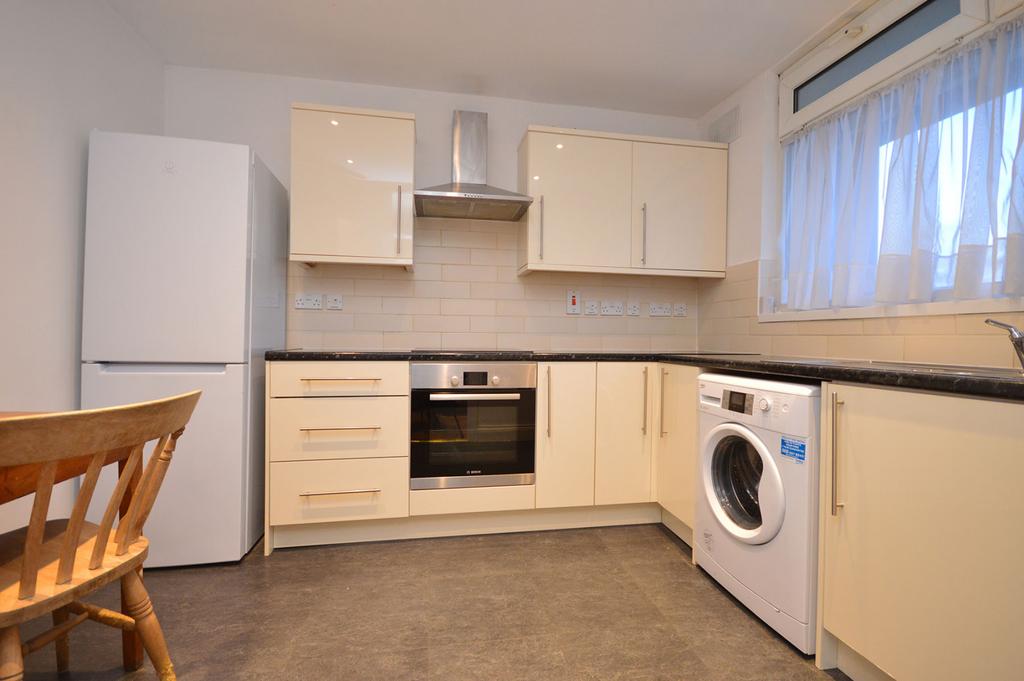 Apartment in London - View 5